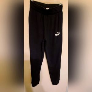 Boys Puma jogging pants